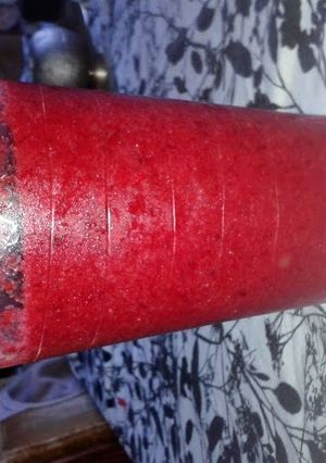 A picture of Easy 1step Berry Apple smothies.