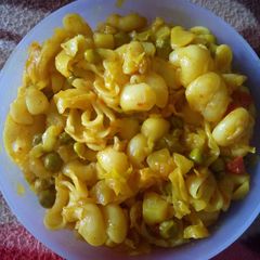 A picture of Macaroni.