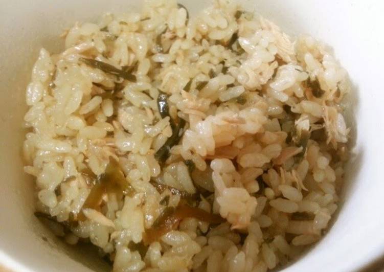 Easy and Quick Mixed Rice with Tuna and Shio-Kombu