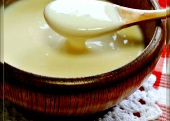 Easy Serving Recipe Hot Milk Bchamel Sauce with Mochi Cakes Delicious Simple