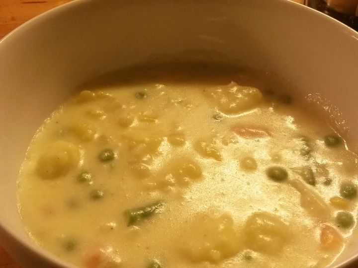 Easy Steps to Prepare Recipes Robin&amp;#39;s Easy Potato Soup the Delicious Can Pamper Your Tongue.
