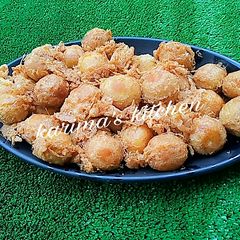 A picture of Potato balls.