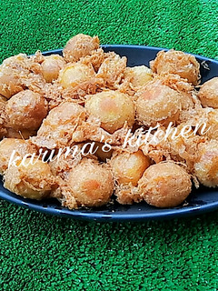 A picture of Potato balls.