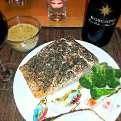 A picture of Dill Seared Salmon Fillet w Wasabi Cream Sauce.