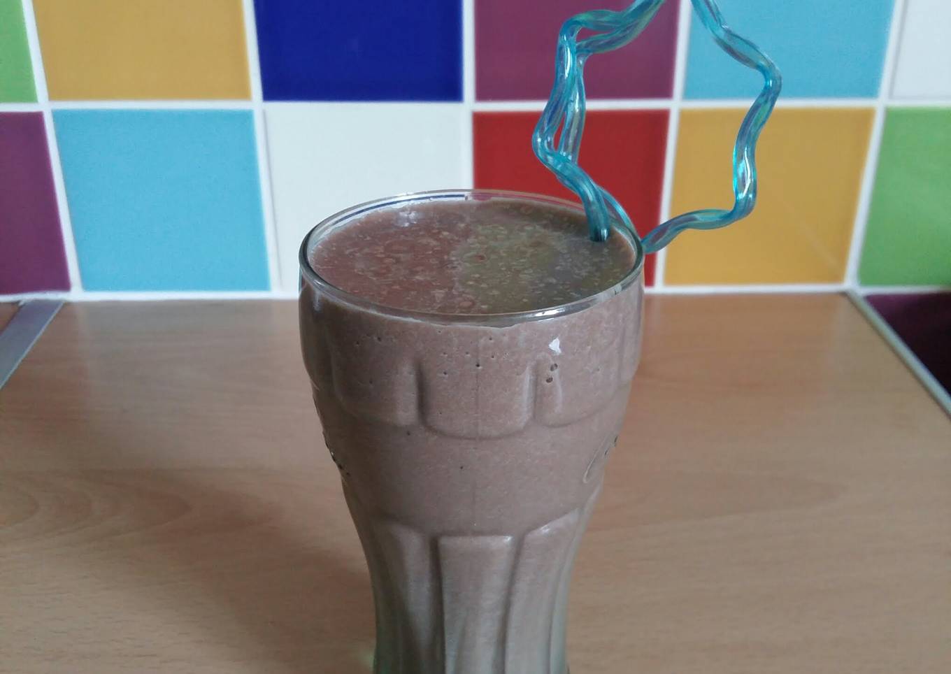 Vickys Chocolate Avocado Milkshake, GF DF EF SF NF