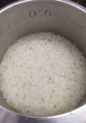 सादा भात (sada bhat recipe in Hindi) रेसिपी मुख्य फोटो