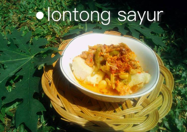Lontong karie dan sayur buncis
