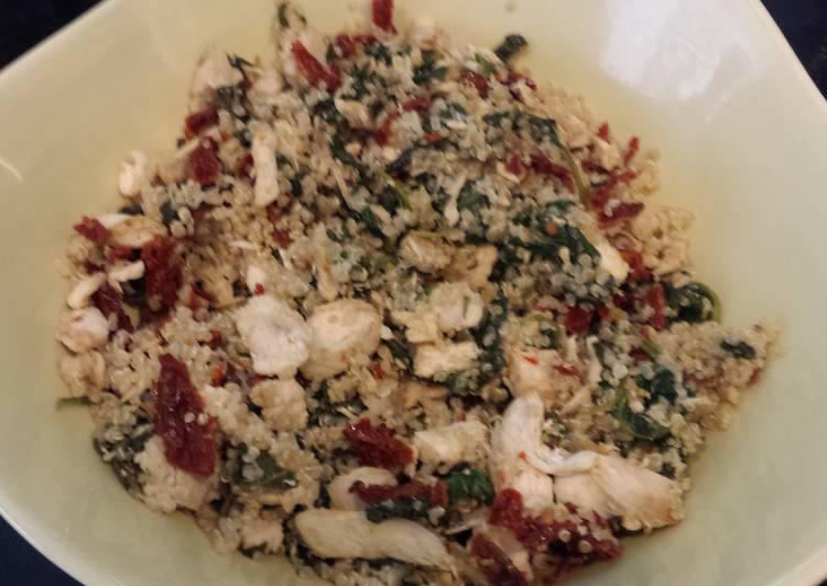 Simple Way to Make Homemade Chicken, spinach and tomato quinoa