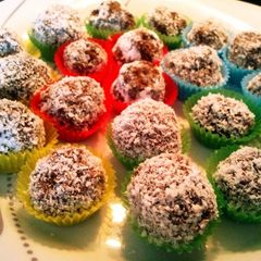 A picture of Rum truffles.