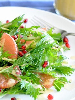 A picture of Mizuna or Arugula & Grapefruit Salad.