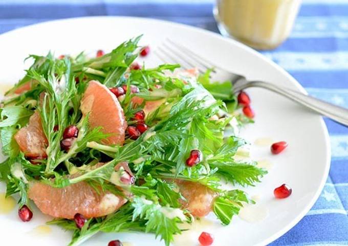 Mizuna or Arugula & Grapefruit Salad