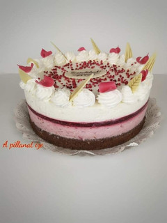 Málnás-vaníliás mascarpone torta laktózmentesen recept fotója
