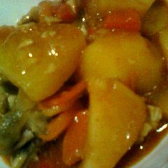 A picture of afritada (knorr afritada mix).