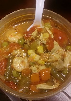 A picture of Veggies Chicken and Shrimp.