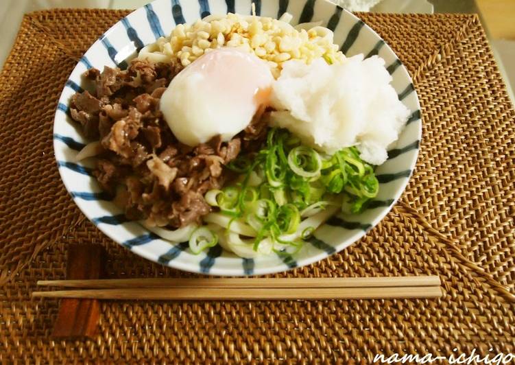 Simple Way to Prepare Homemade Authentic Sanuki-style Udon with Soft Poached Egg and Beef