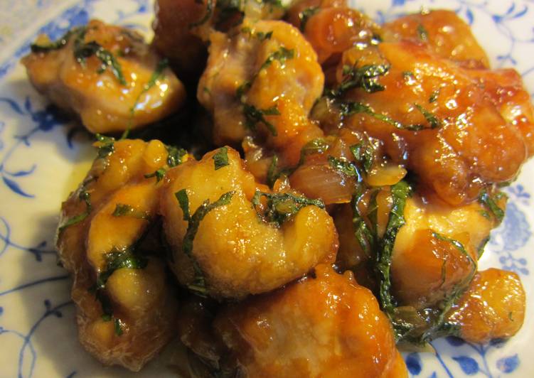 Recipe of Speedy Shiso &amp; Chicken Thigh Sweet and Sour Saute