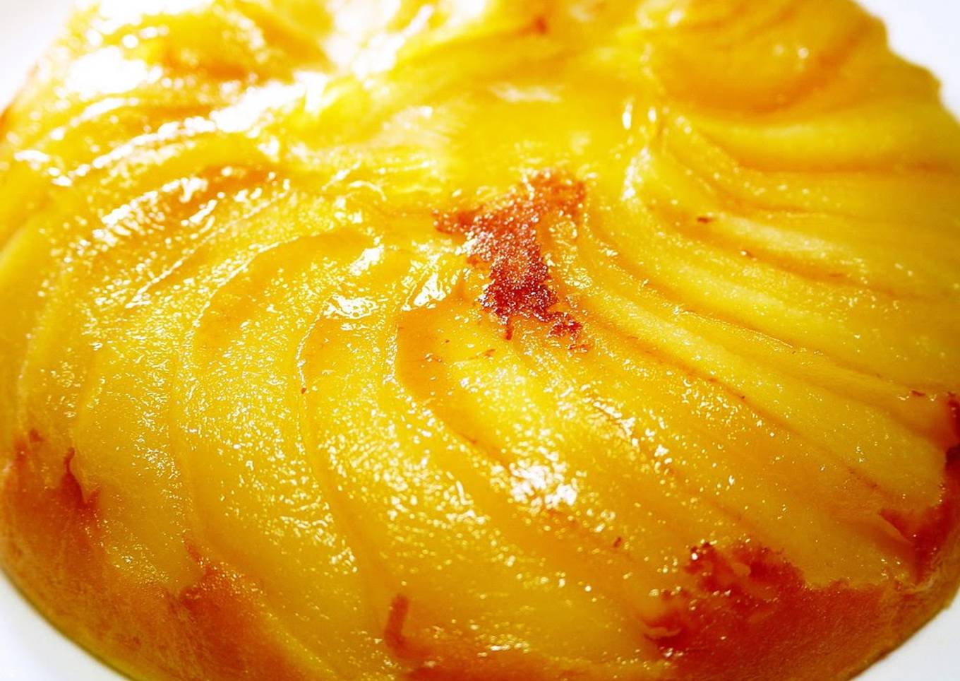 Apple Cheesecake in a Rice Cooker (Perfect for Christmas)