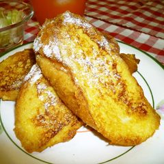 A picture of The Scent of Honey! Simple French Toast.