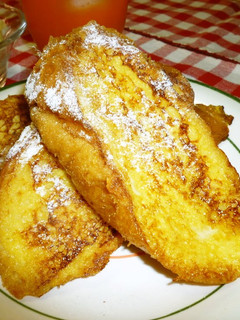 A picture of The Scent of Honey! Simple French Toast.