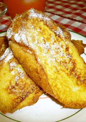 A picture of The Scent of Honey! Simple French Toast.