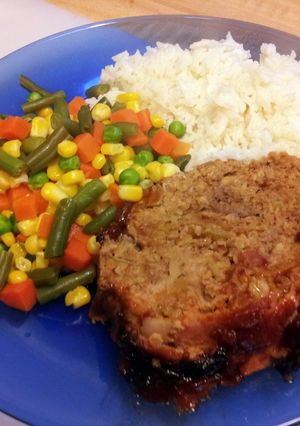 A picture of Casey's Meatloaf.