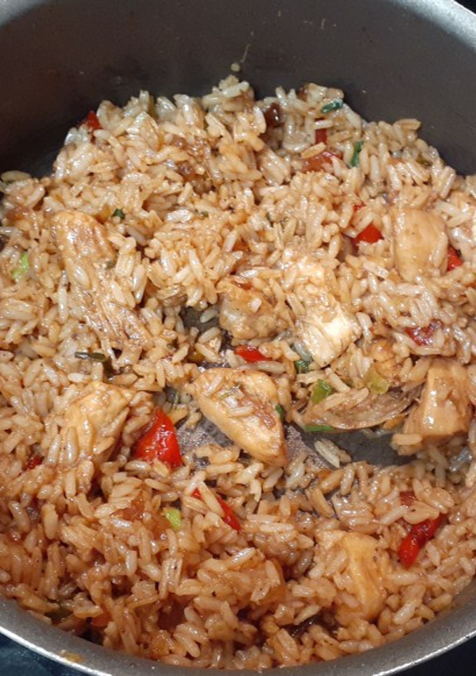 Una foto de Arroz chino sencillo