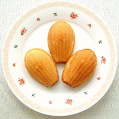 A picture of Madeleine.