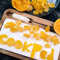 A picture of Jujubees (gummy candy).