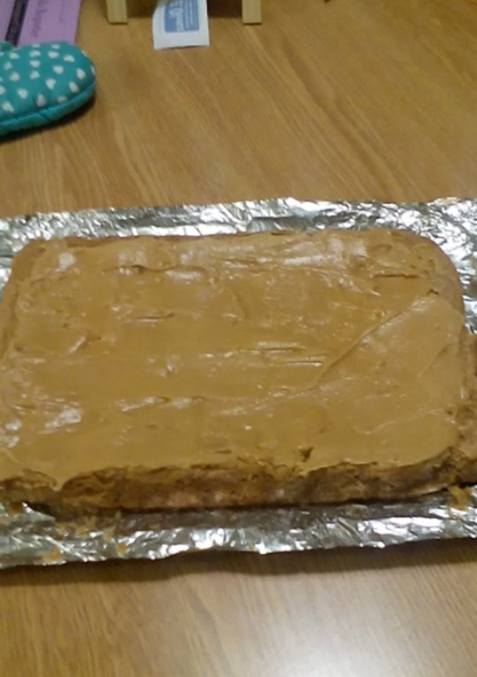 A picture of Peanut butter frosting.