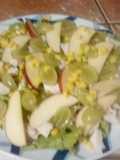 Ensalada de manzana y uvas