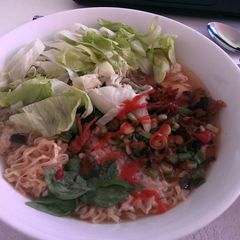 A picture of Ramen la Ruru.