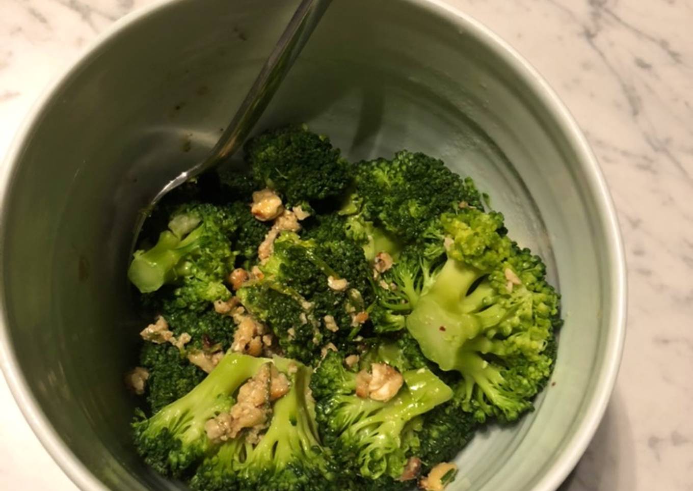 How to Make Any-night-of-the-week Salade de brocoli tiède aux noix de Cajou