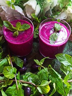 जामुन स्लश (Jamun Slush recipe in hindi) रेसिपी मुख्य फोटो