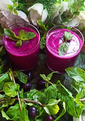 जामुन स्लश (Jamun Slush recipe in hindi) रेसिपी मुख्य फोटो
