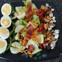 A picture of Cobb salad.