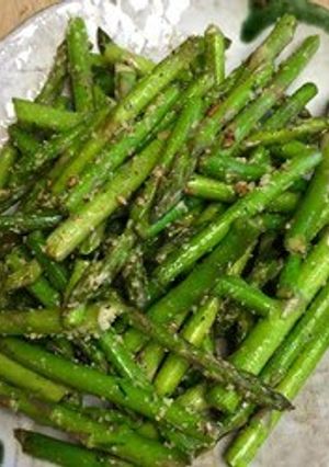 A picture of Asparagus Parmesan.