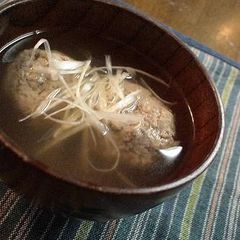 A picture of Tsumire (Fishball) Soup.