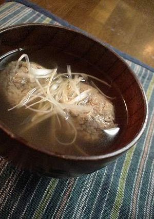 A picture of Tsumire (Fishball) Soup.