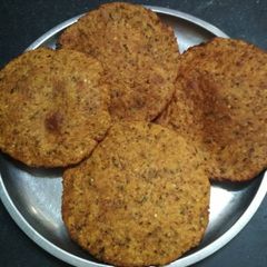 A picture of Moong dal ke churi ki bani puri (jise rajasthan mein churi ke hte h) ki puri.