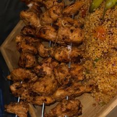 A picture of Turkish shish tawook.