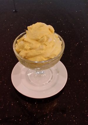 A picture of Lemon Whipped Cream.