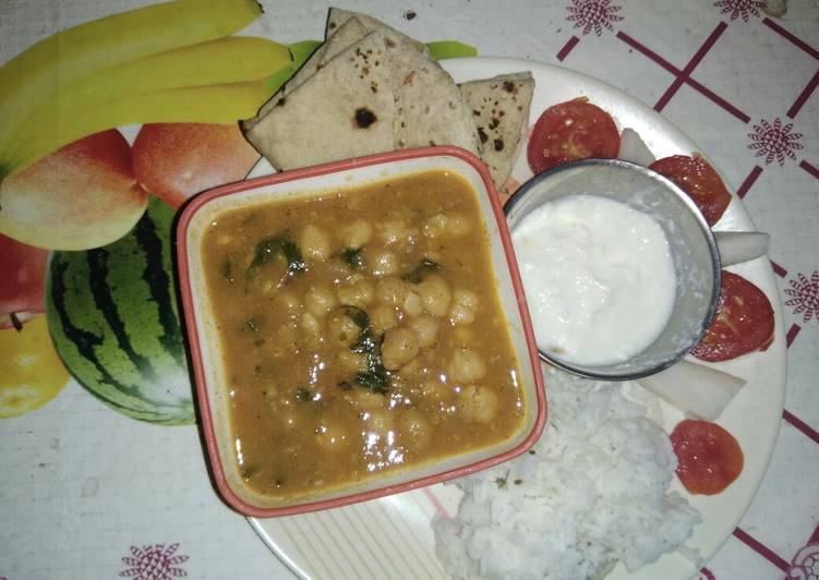 How to Make Award-winning Punjabi choley with rice (in proper lunch thali)