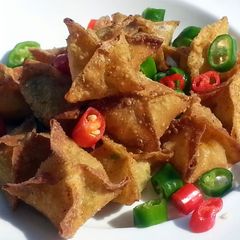 A picture of Crab Rangoon/ Easy Appetizer.