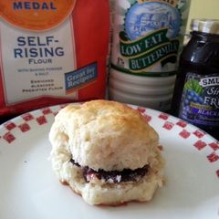 A picture of My Dad's Homemade Biscuits.