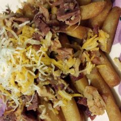 A picture of Elisa's Loaded Fries.