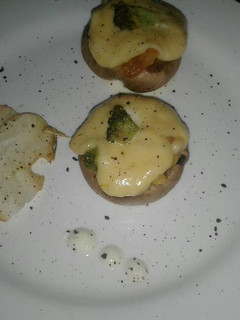 Una foto de Champiñones rellenos