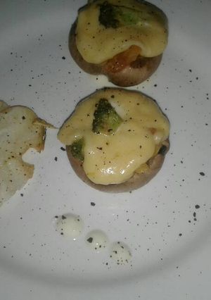 Una foto de Champiñones rellenos