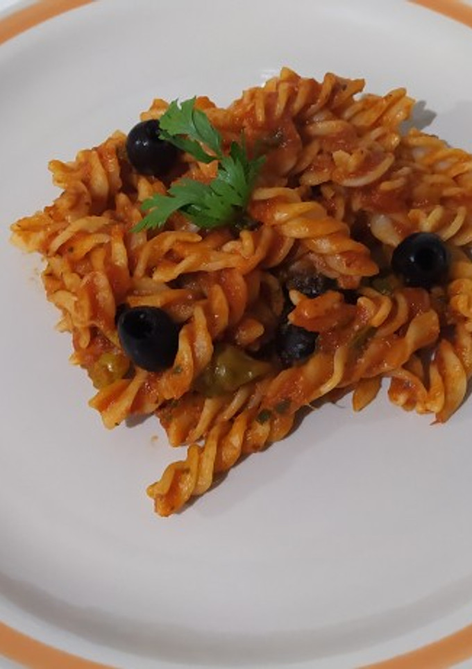 Una foto de Pasta a la puttanesca estilo Ale's