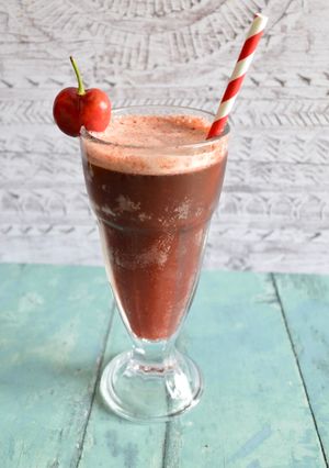 A picture of Homemade Cherry Cola.