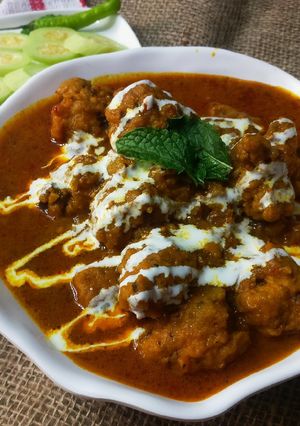 A picture of Urad dal ke kofte.